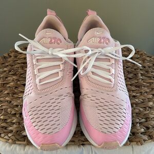 NIKE AirMax 270 pink. EUC